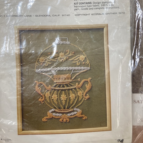 10 stitchery kits vintage samplers cross stitch crewel embroidery - Picture 2 of 12